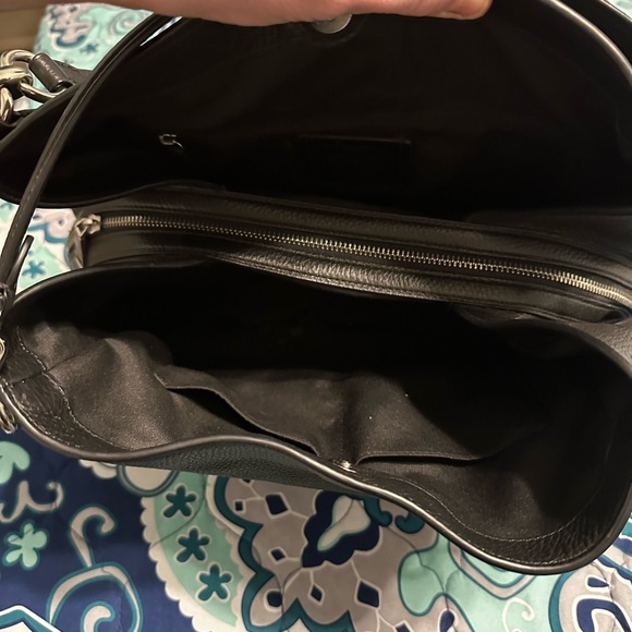 Hallie Shoulder Bag - Picture 4 of 6